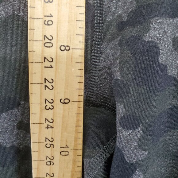 Fabletics Pants Womens Small Gray Camo PowerHold High Rise Ankle Leggings - Picture 7 of 11